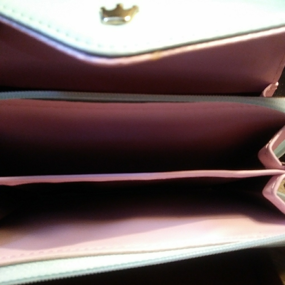 Wallet - Picture 4 of 5